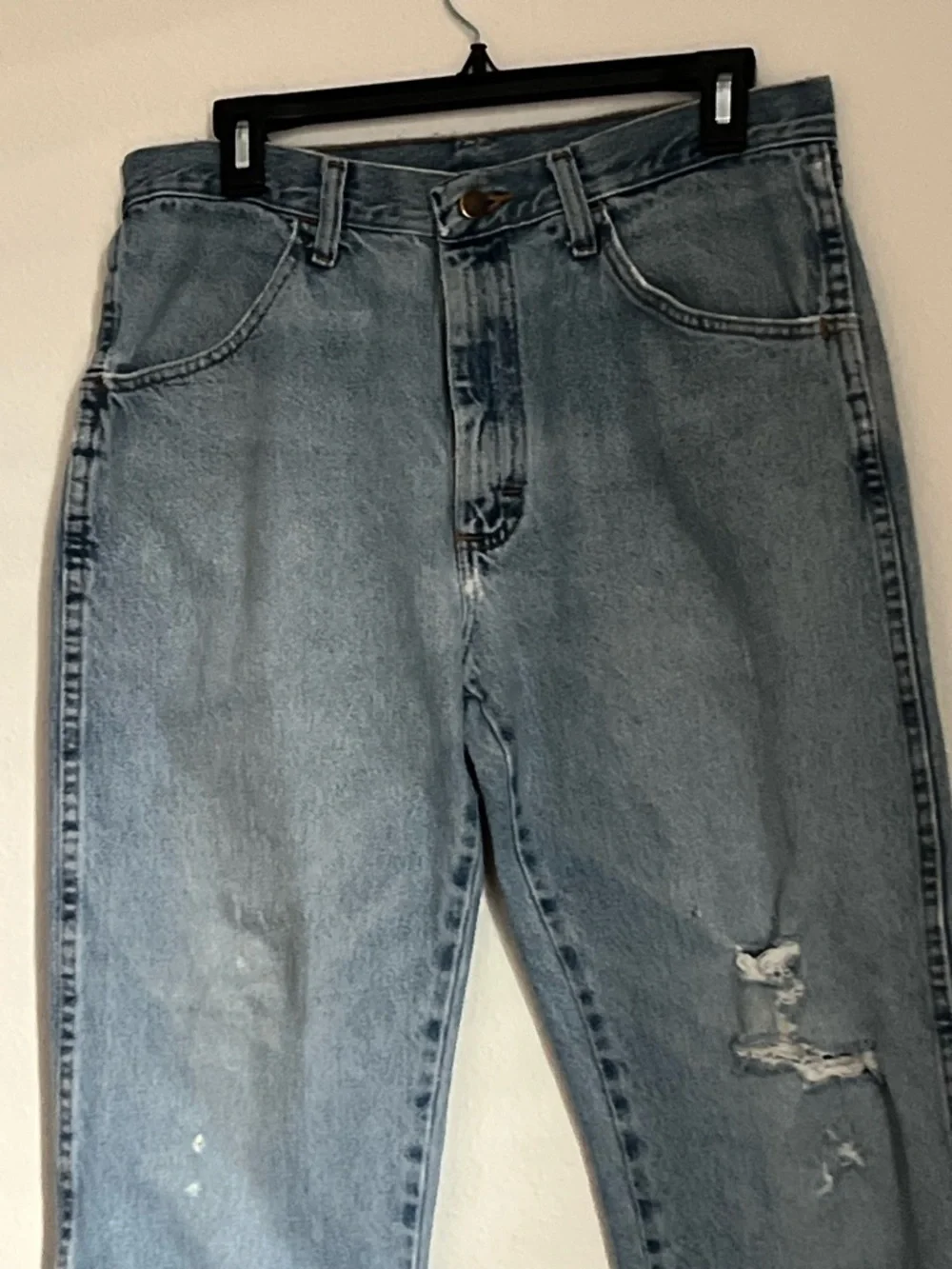 Rustler Light Blue Relaxed Straight-Leg Jeans with Distress, Size 33/32